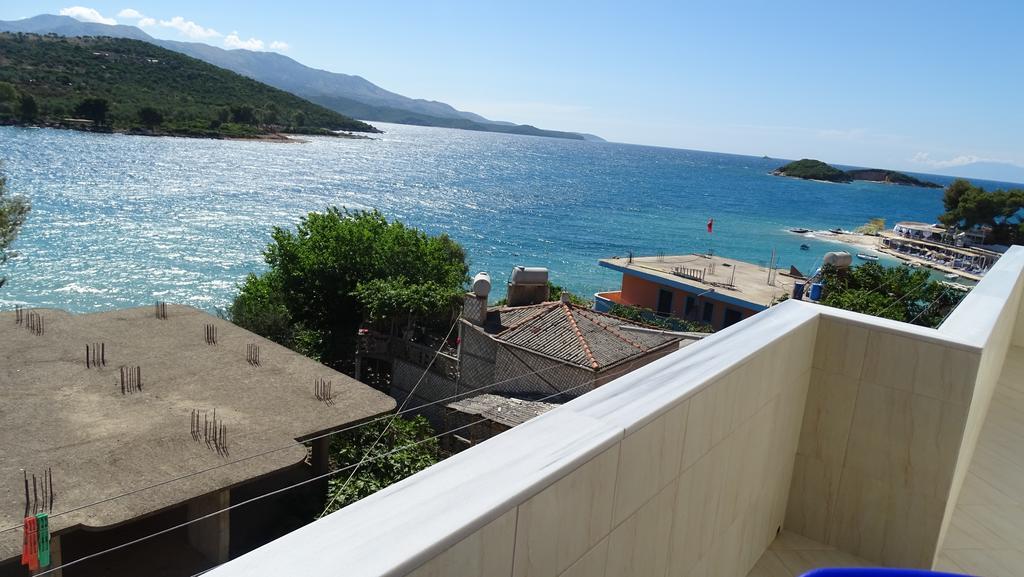 Modern Sea View Apartment Ксамил Экстерьер фото