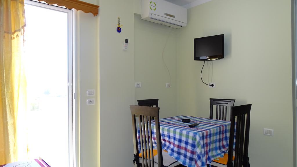 Modern Sea View Apartment Ксамил Экстерьер фото